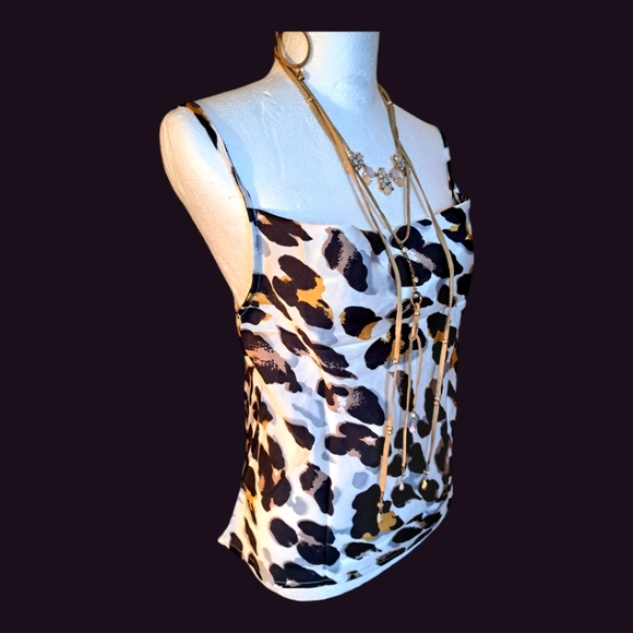 NWT Sexy Women's Relaxed Neckline Tank Top - Picture 2 of 5